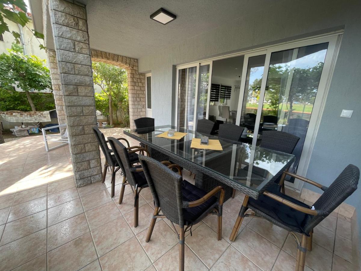 Enna Apartment A Meerblick Perfect Location Medulin Exterior photo